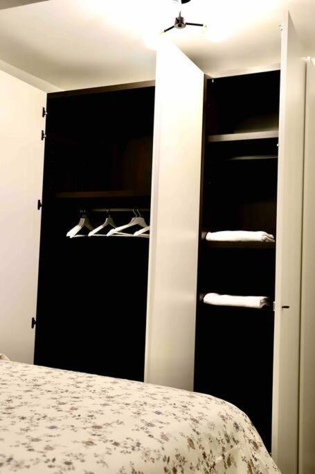 La Casa In Carteria Apartman Modena Kültér fotó